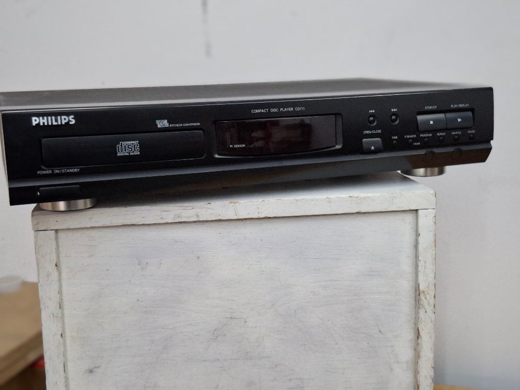 nieuwstaat cd speler philips cd711, Audio, Tv en Foto, Cd-spelers, Ophalen of Verzenden, Gebruikt, Philips