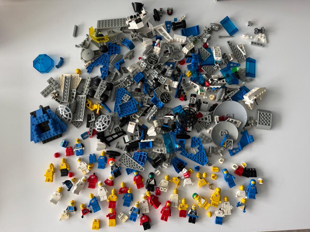 Grote partij LEGO Classic Space met minifiguren, Inclusief minifiguren, Gebruikt, Lego, Ophalen of Verzenden