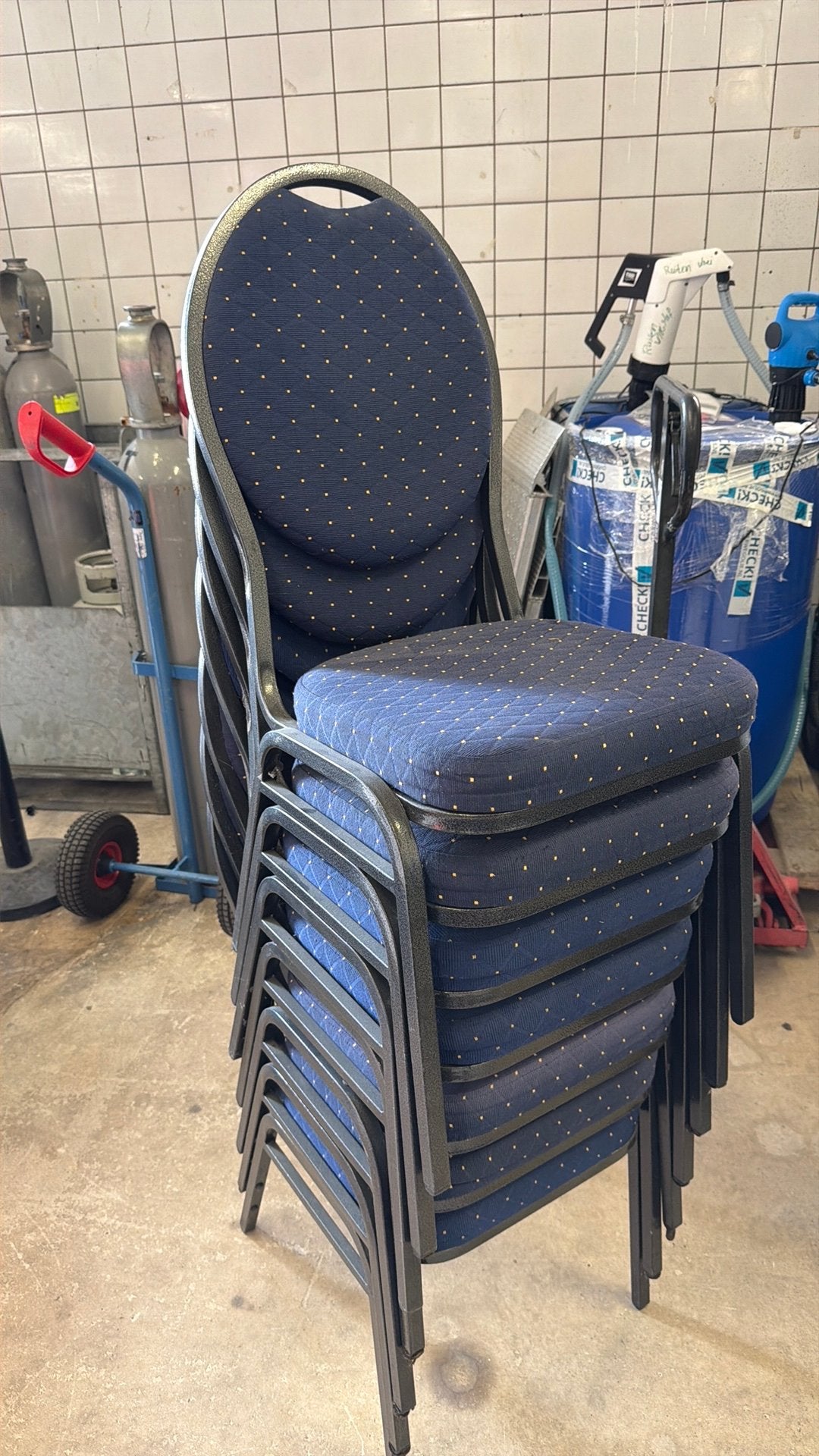 Stapelstoel hamerslag blauw 7 stuks, Ophalen, Gebruikt, Blauw, Eén