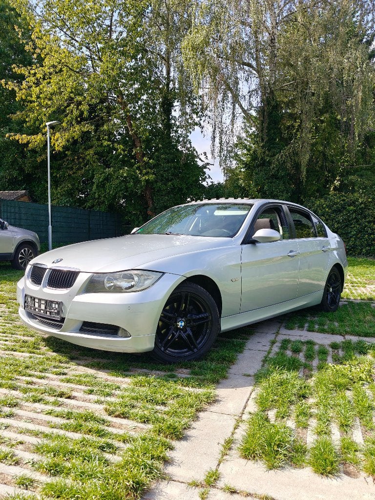 BMW 320i E90 sedan | 2007 | Pano, Auto's, 1995 cc, Zwart, 4 cilinders, 150 pk