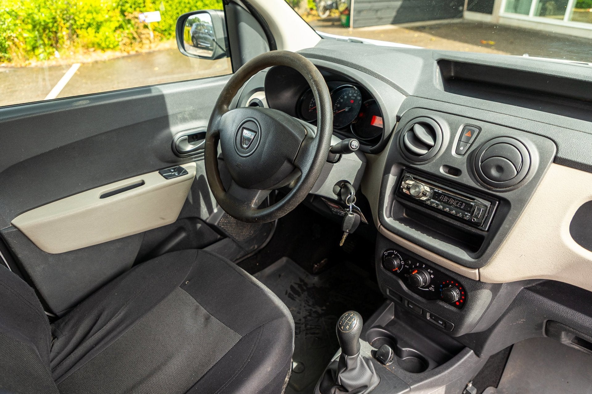 Dacia Dokker 1.5 dCi 75 Ambiance Airco I Trekhaak I Imperiaa, Auto's, Euro 5, Stof, Gebruikt, Zwart