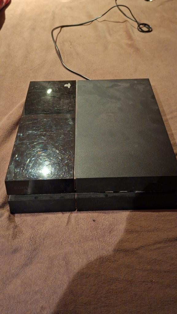 PS4 met 2 controllers, oplader en 7 games, Met 2 controllers, Ophalen of Verzenden, Original, Gebruikt