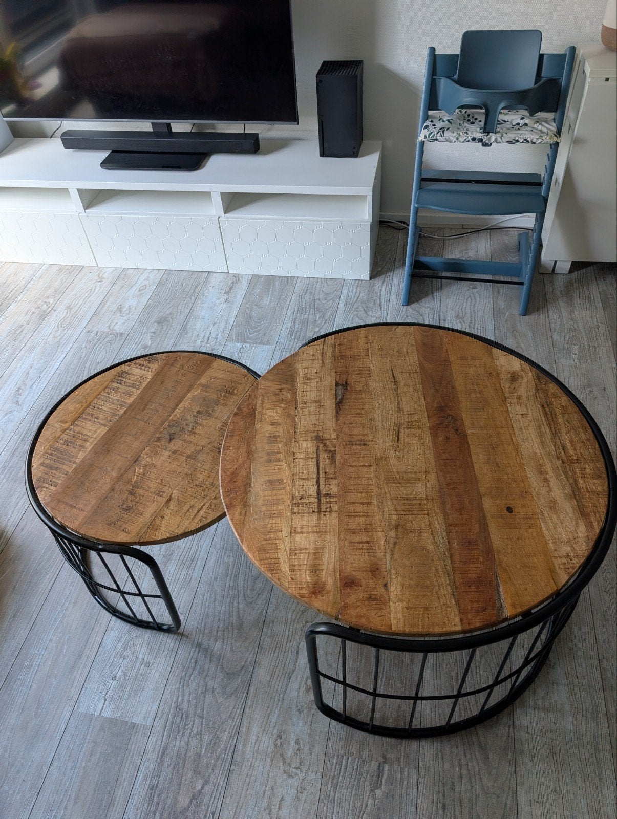 Set van 2 salontafels, mangohout en metaal, Huis en Inrichting, Gebruikt, 50 tot 100 cm, Rond, 50 tot 100 cm