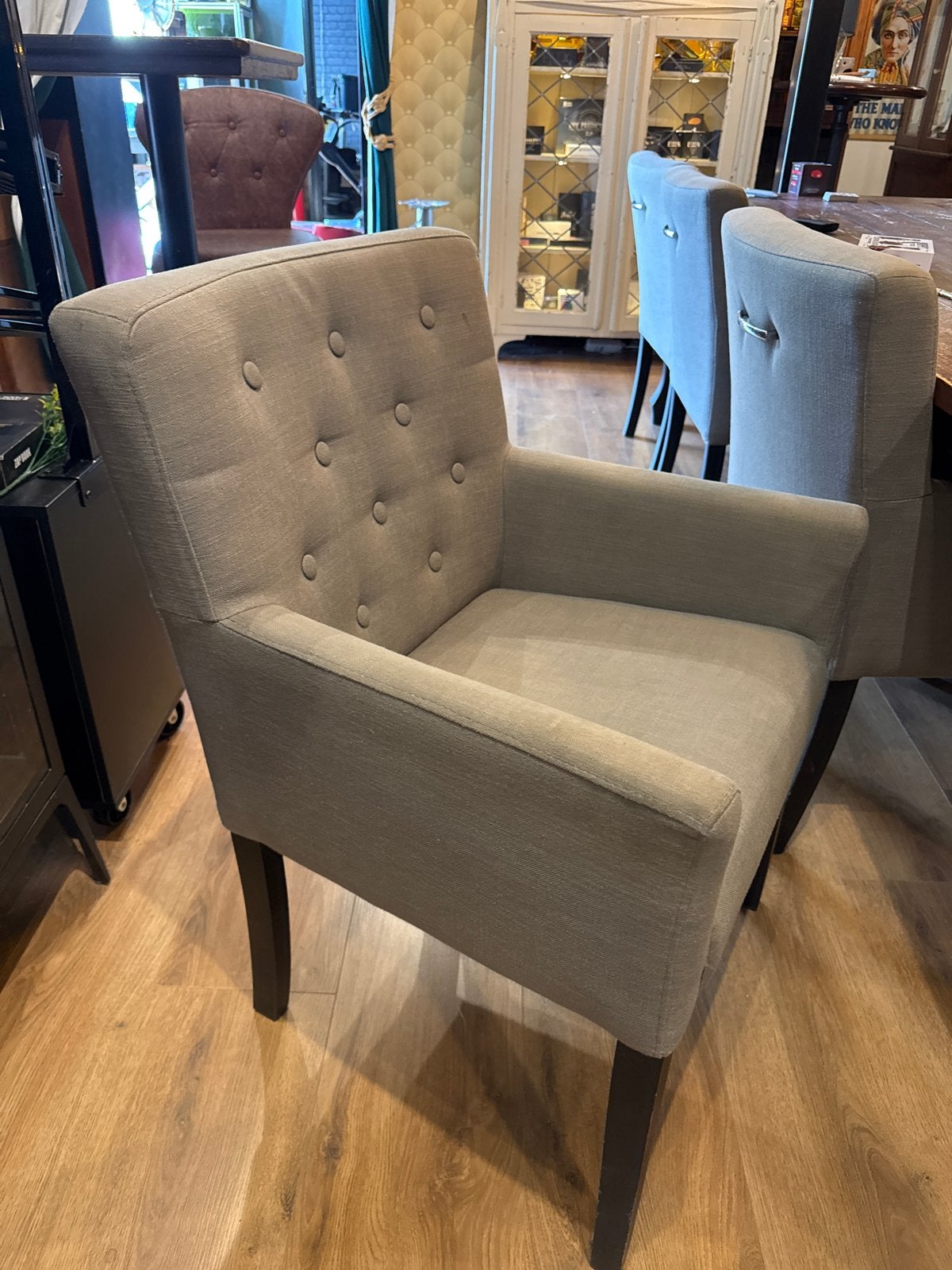 8x Eetkamerstoelen - Comfortabel en Stijlvol, Huis en Inrichting, Stoelen, Gebruikt, Ophalen of Verzenden, Vijf, Zes of meer stoelen