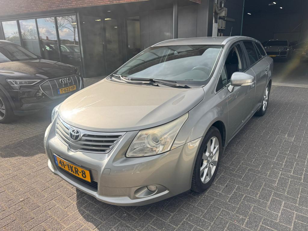 Toyota Avensis Wagon 1.8 VVTi Dynamic AUTOMAAT CAMERA TREKHA, Auto's, Toyota, 15 km/l, 4 cilinders, Automatische klimaatregeling