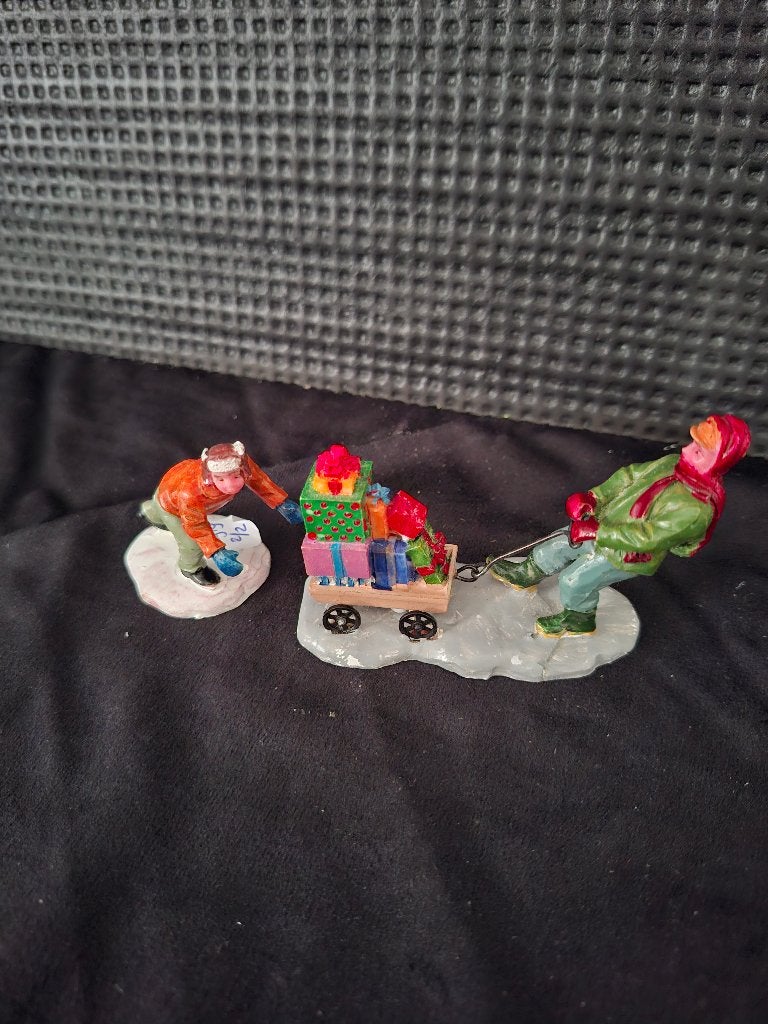 Lemax A Full Cart   set of 2   RETIRED, Ophalen of Verzenden, Gebruikt