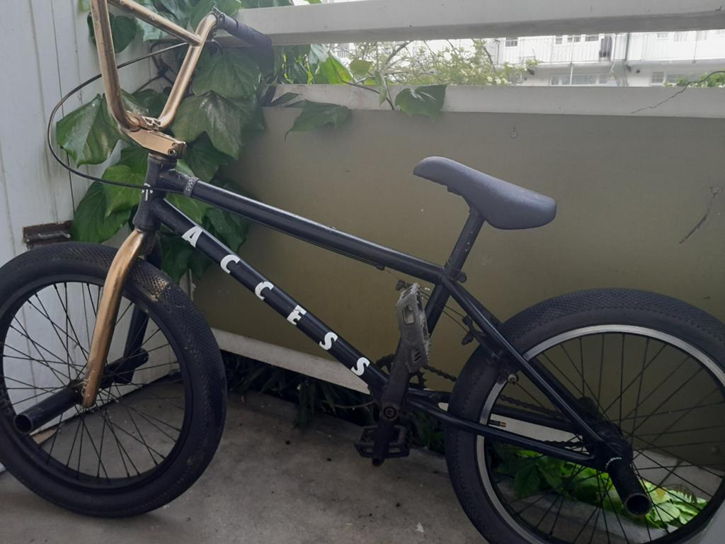 Stoere Stunt BMX - Perfect voor Tricks en Avontuur, Fietsen en Brommers, Fietsen | Crossfietsen en BMX, Gebruikt, Staal, Velgrem