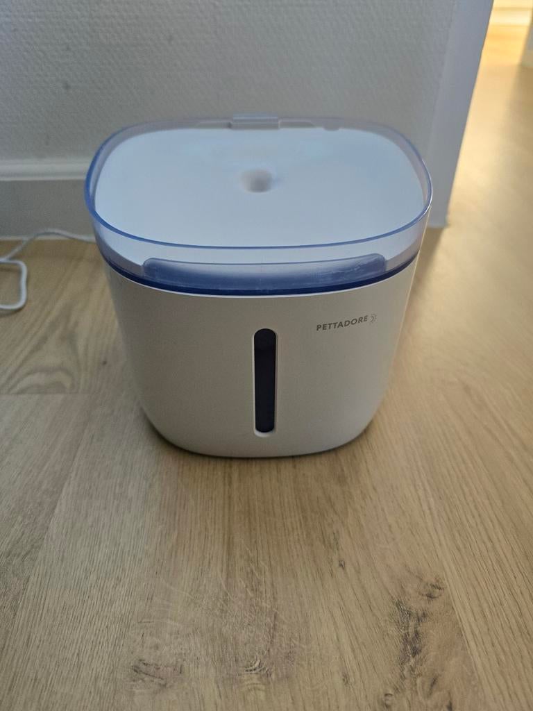 Pettadore Drinkfontijn, Ophalen, Zo goed als nieuw