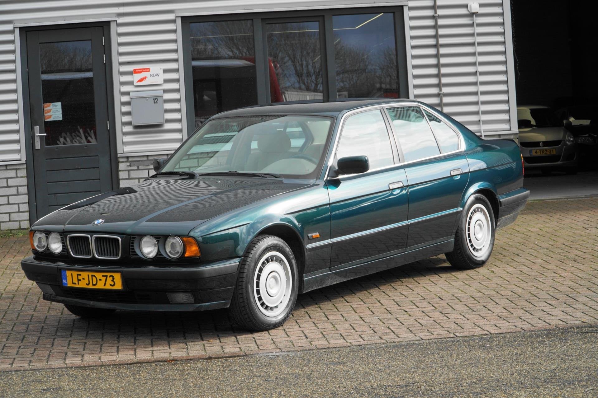 BMW 5-serie 520i Executive EERSTE EIGENAAR, Dealer onderhouden, Achterwielaandrijving, Gebruikt, 4 stoelen