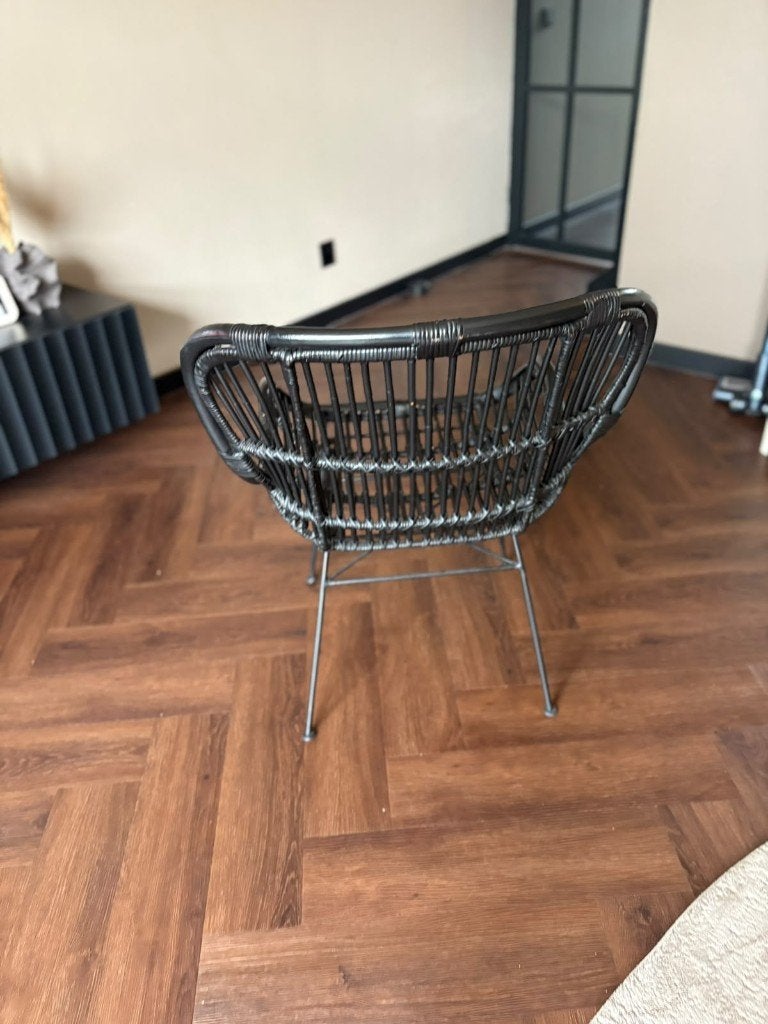 Rieten stoel, Huis en Inrichting, Ophalen, Zwart, Zo goed als nieuw, Eén