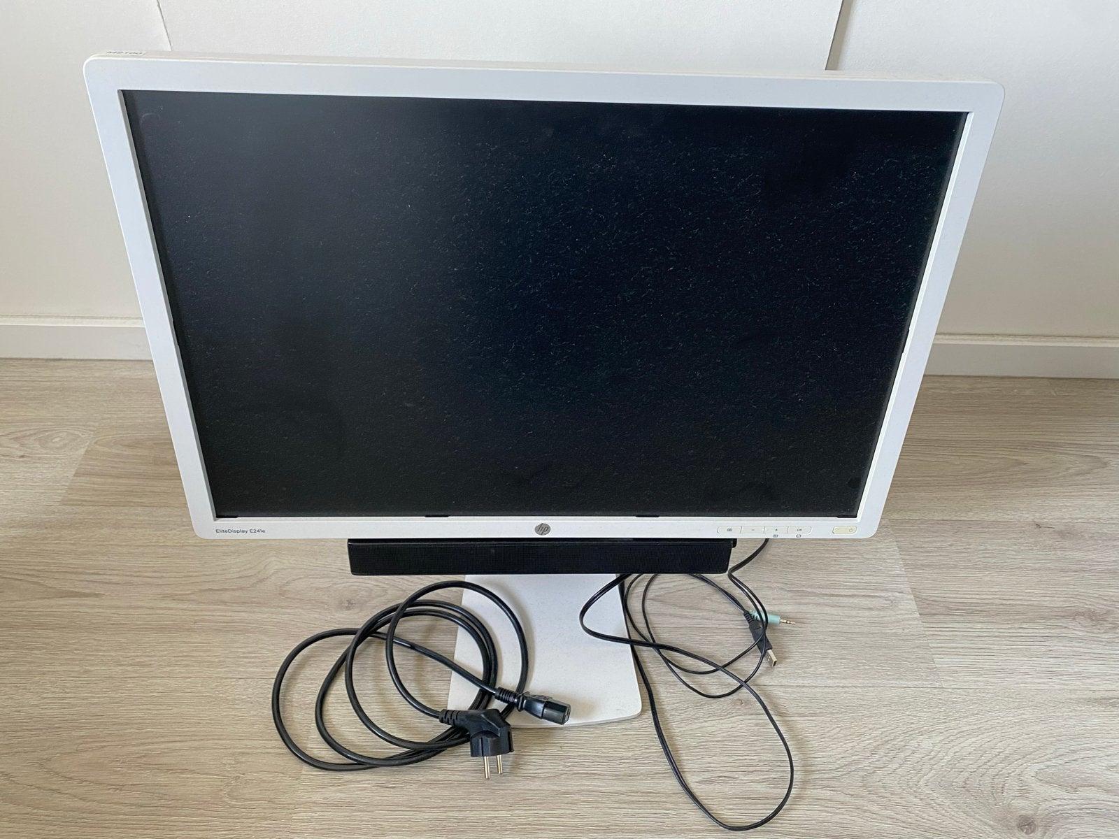 HP EliteDisplay  Monitor, Computers en Software, Ophalen, Gebruikt, In hoogte verstelbaar, IPS