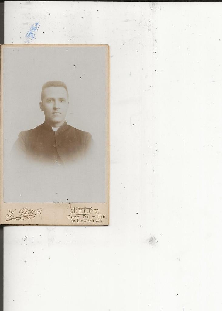 CdV Streng kijkend heer met boordje J Otto, Ophalen of Verzenden, Voor 1920, Ongelopen, Zuid-Holland