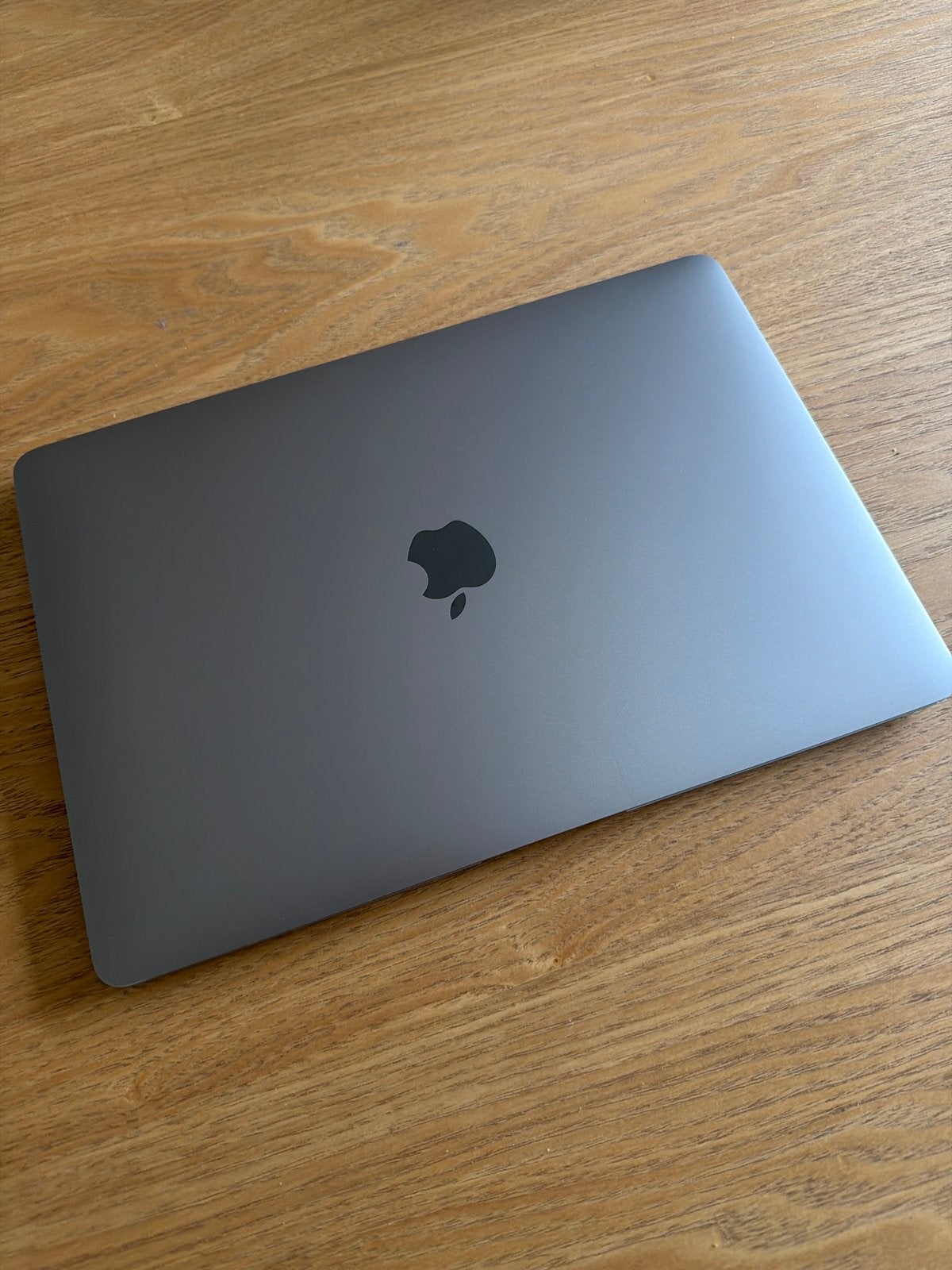 MacBook Air 13 inch - 2021 model, Ophalen, 13 inch, Minder dan 2 Ghz, Zo goed als nieuw