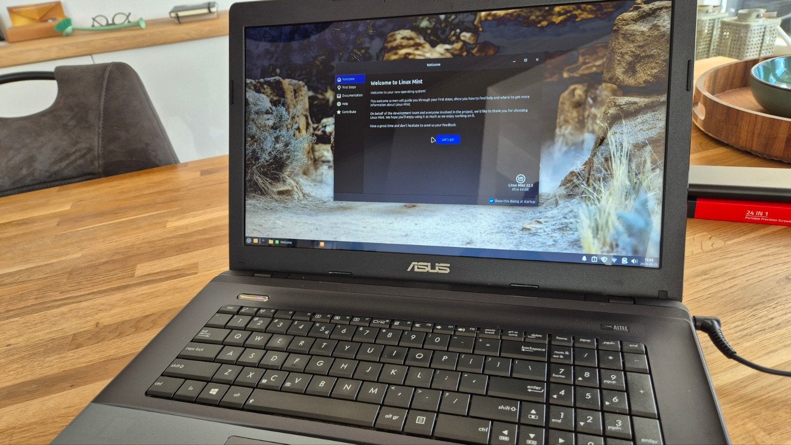 17" Asus laptop met SSD, Computers en Software, Ophalen of Verzenden, 17 inch of meer, 2 tot 3 Ghz, SSD