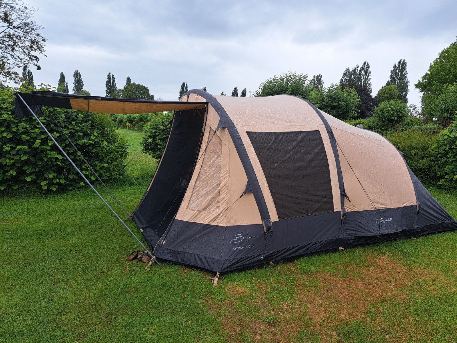 Bardani Airwave 300 TC tent -opblaasbaar-. Zo goed als nieuw, Ophalen, Zo goed als nieuw, Tot en met 4