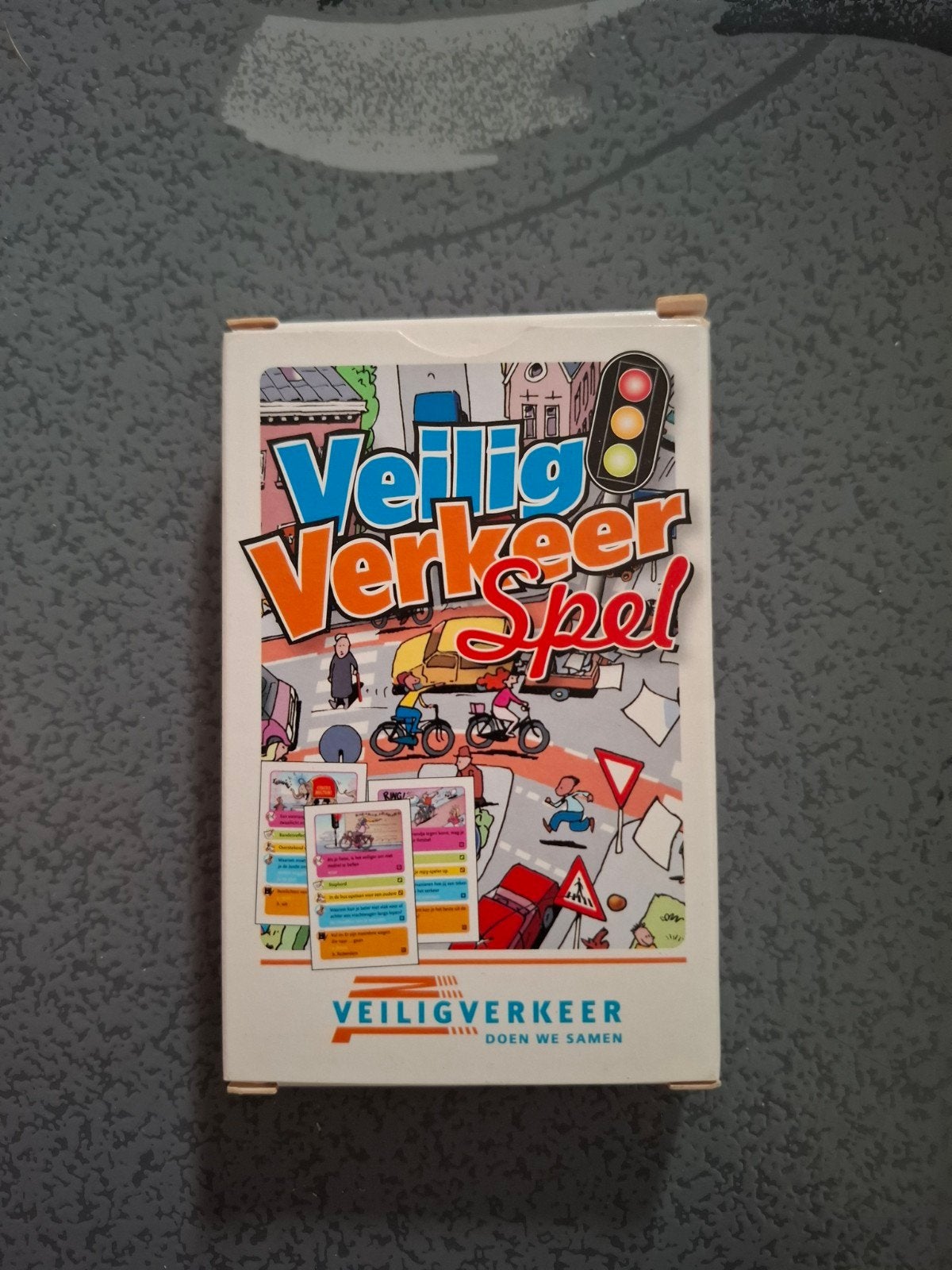 Veilig verkeer spel, Ophalen of Verzenden, Zo goed als nieuw, Speelkaart(en)