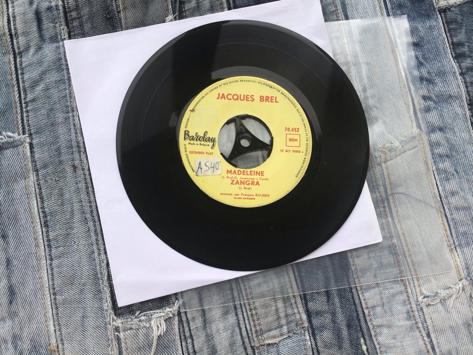 Jacques Brel - Madeleine / Zangra 7 inch vinyl single, Gebruikt, Overige genres, 7 inch, Ophalen of Verzenden