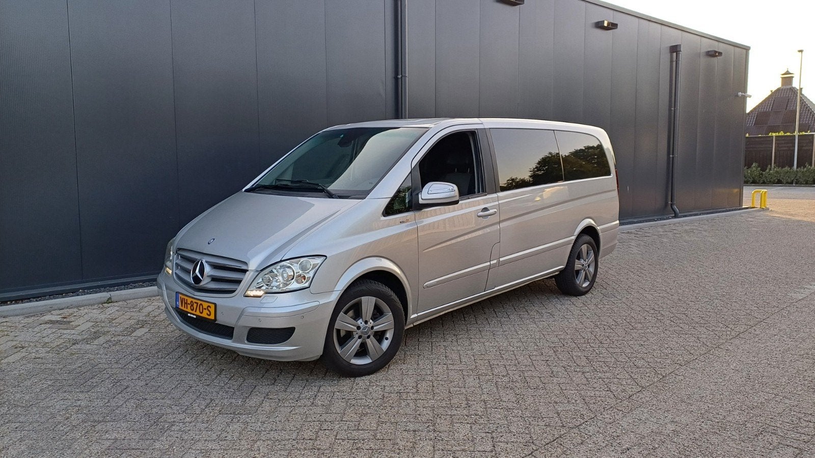 Mercedes-Benz Viano dubbele cabine 5 pers.   -MARGE-, Achterwielaandrijving, Zwart, Mercedes-Benz, Diesel