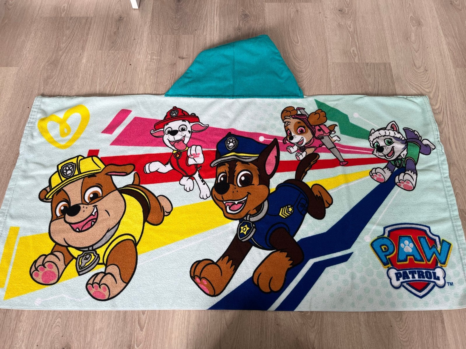Paw Patrol Badponcho. 1 x gebruikt. Nu 4,-, Jongetje of Meisje, Overige maten, Ophalen of Verzenden, Zo goed als nieuw