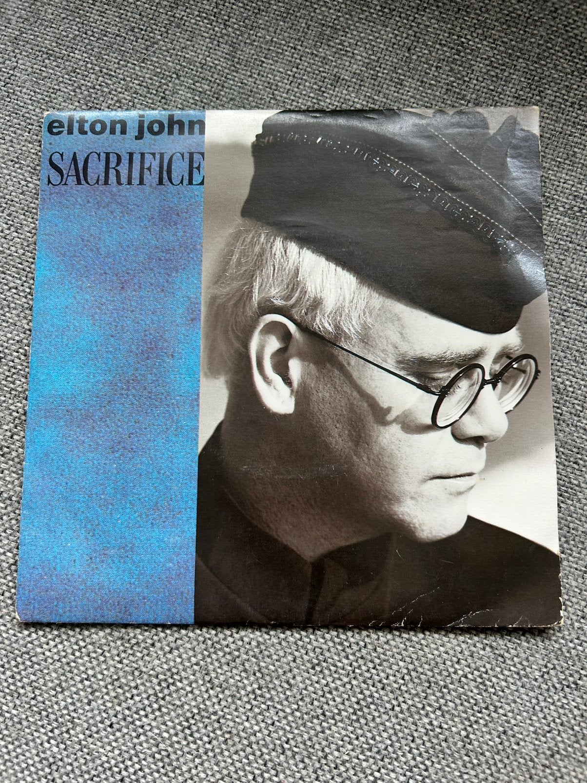 Elton John Sacrifice, Cd's en Dvd's, Ophalen of Verzenden, Zo goed als nieuw, 7 inch, Pop