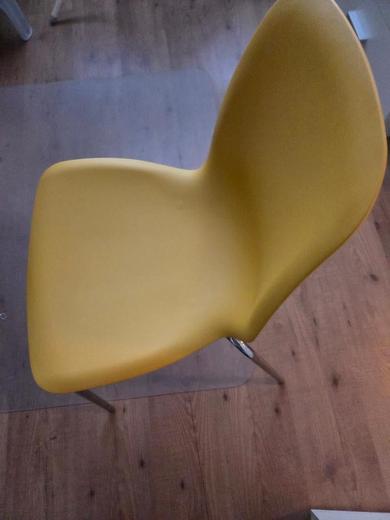 Keuken/ eetkamerstoelen, Huis en Inrichting, Stoelen, Ophalen, Kunststof, Modetn, Overige kleuren