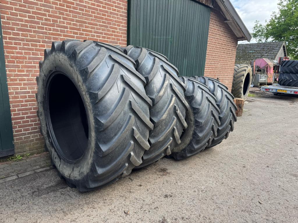 Michelin Xeobib VF 710/60R42 600/60R30 banden 710 600, Zakelijke goederen, Agrarisch | Onderdelen | Banden, Velgen en Assen, Ophalen
