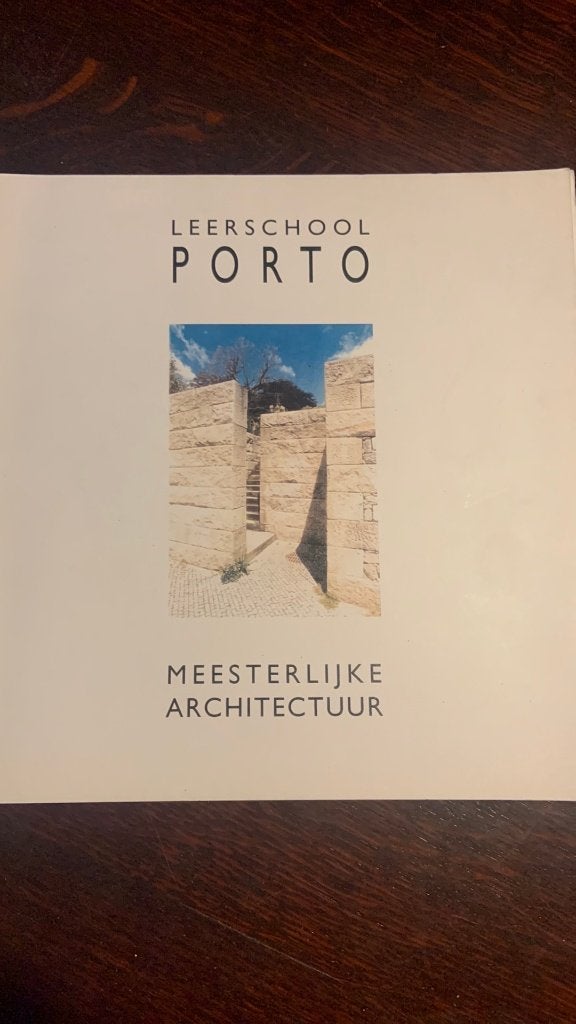 Leerschool porto - meesterlijke architectuur, Ophalen of Verzenden, Zo goed als nieuw, Architectuur algemeen