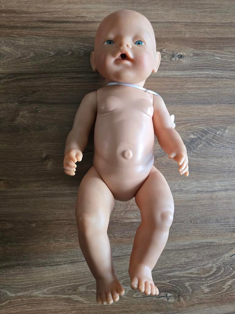 Mooie nette babyborn, Ophalen of Verzenden, Zo goed als nieuw, Babypop