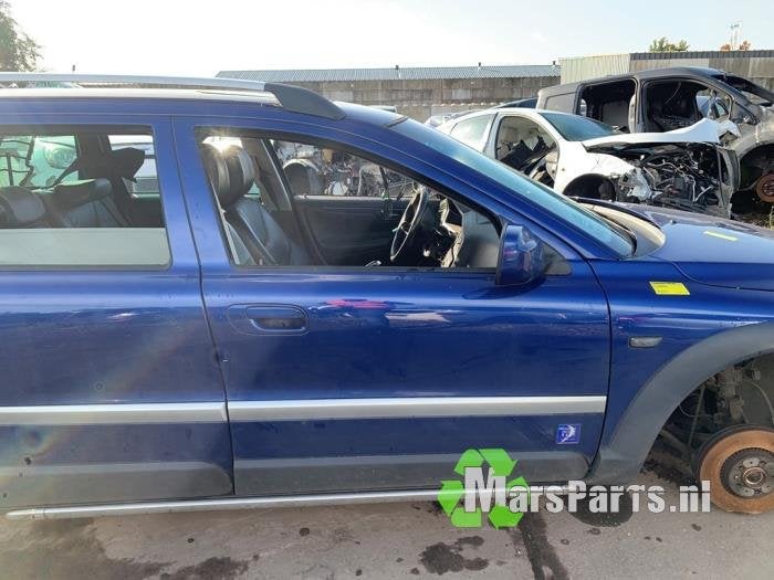 Portier 4Deurs rechts-voor van een Volvo XC70, Auto-onderdelen, Gebruikt, -, Deur, -