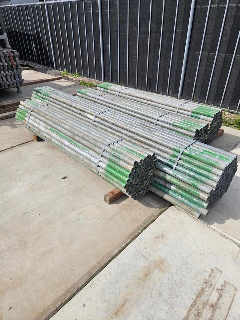 Foto 2 van Steigerbuis steigerpijp 1,50 tot 6 mtr gebruikte buis
