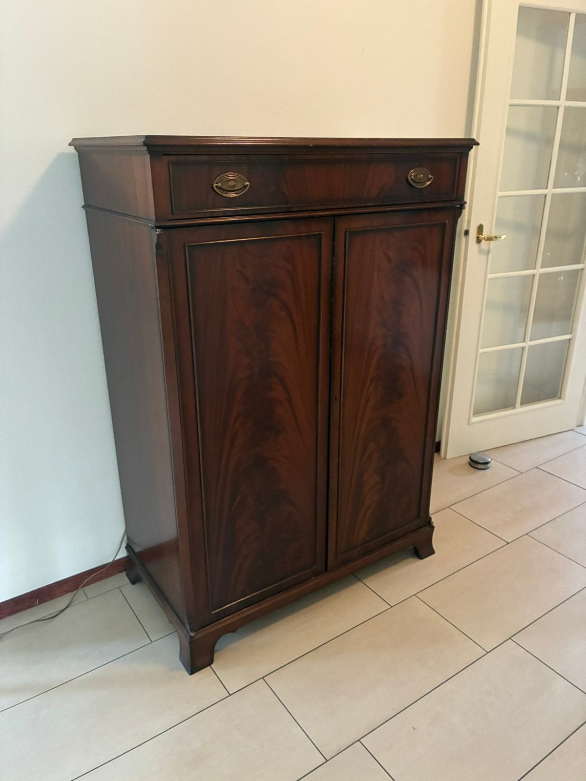 dressoirkast 1 meter breed 140 hoog 53 diep, Gebruikt, Ophalen of Verzenden, Kersenhout, 50 tot 75 cm