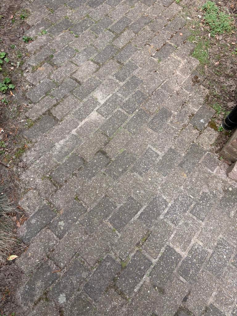 Gebruikte betonnen klinkers voor tuin of oprit, Ophalen, Gebruikt, Klinkers, 10 m² of meer