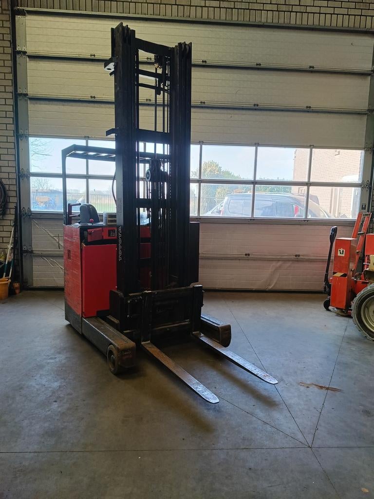 Reachtruck heftruck toyota triplex 7m, Doe-het-zelf en Verbouw, Ophalen