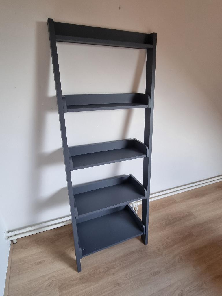 Ladderkast / wandrek antraciet, Ophalen, 100 tot 150 cm, Zo goed als nieuw, Minder dan 150 cm