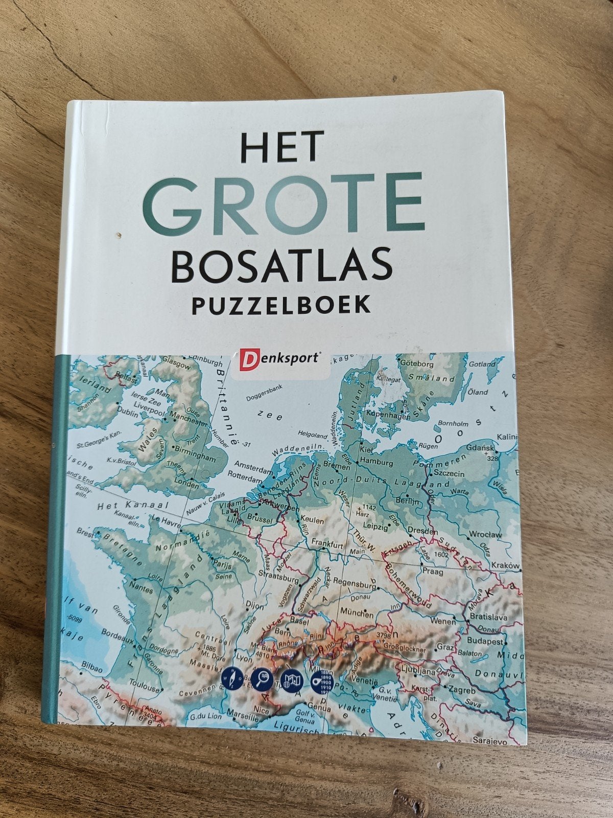 Het Grote Bosatlas Puzzelboek - Zo goed als nieuw, Ophalen of Verzenden, Zo goed als nieuw, Puzzelboek