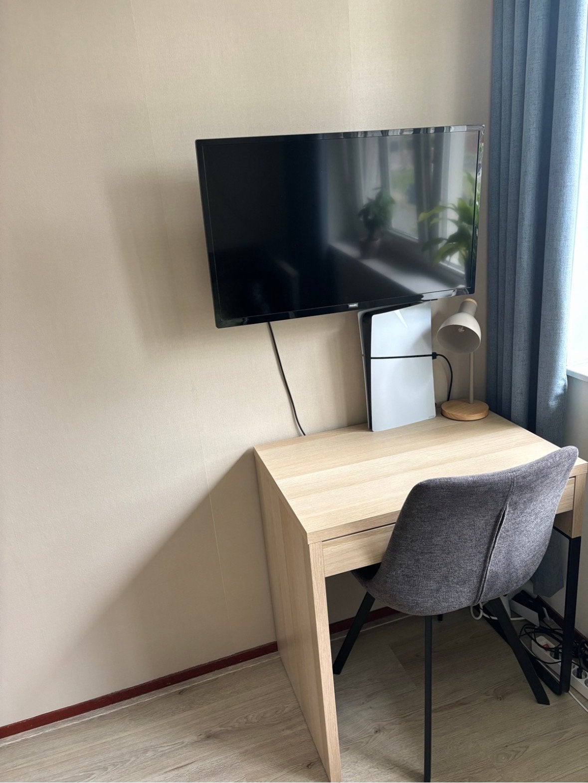 Zo goed als nieuw bureau (100x50 cm) - Ideaal voor thuiswerk, Ophalen, Hout, Zo goed als nieuw, Computerbureau