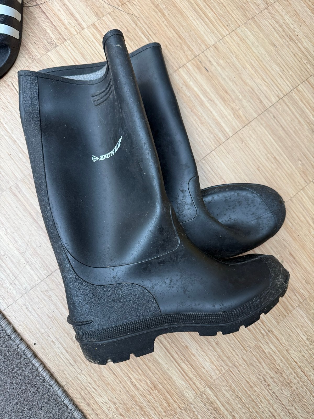 Dunlop regenlaarzen zwart, maat 43, tot de knie, Zwart, Ophalen of Verzenden, Regenlaarzen, Zo goed als nieuw