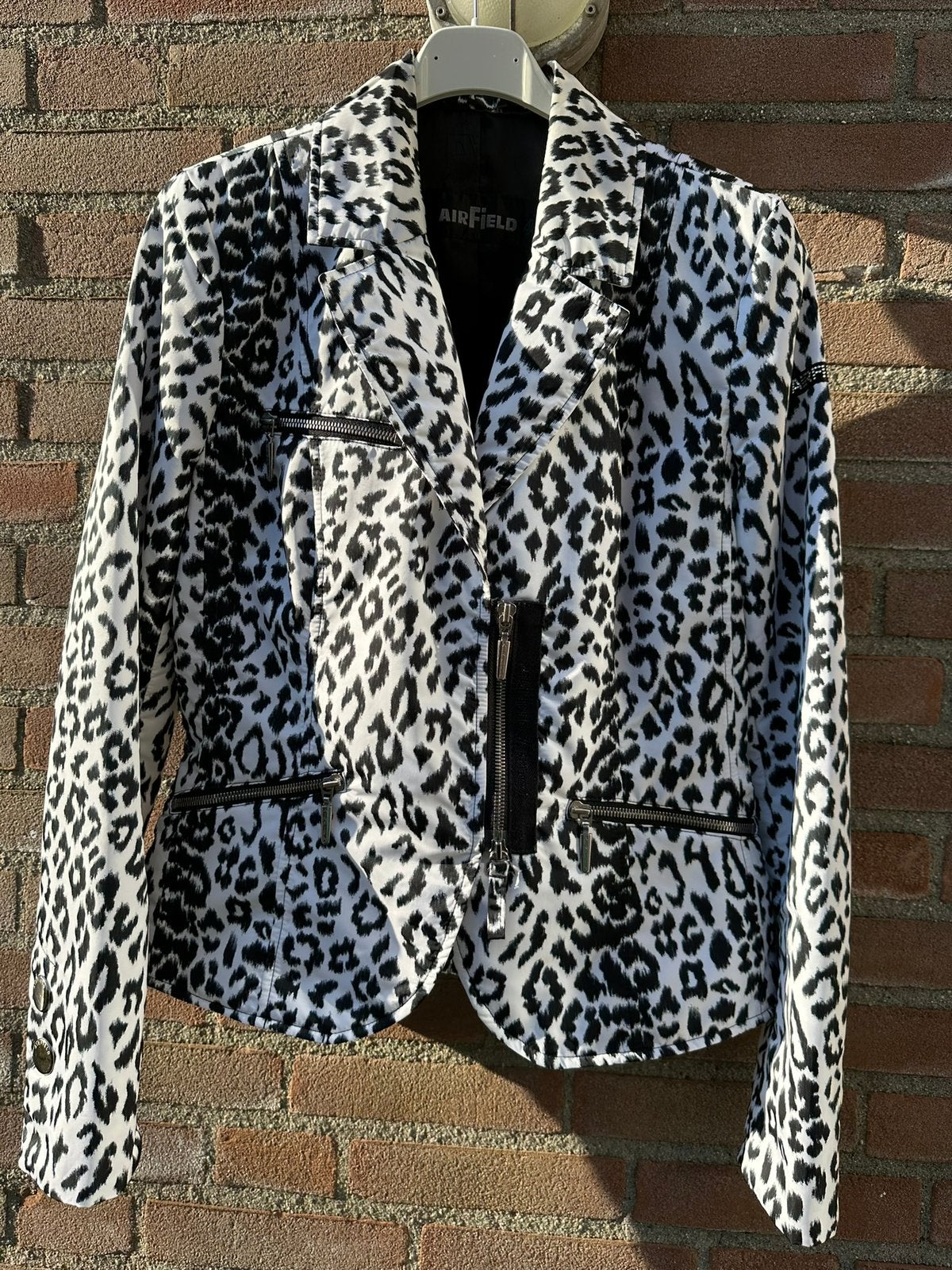 Prachtige blazer van Airfield Luxury maat 36 zwart/wit, Kleding | Dames, Ophalen of Verzenden, Zo goed als nieuw, Maat 36 (S)
