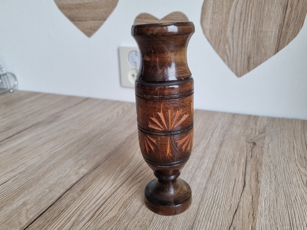 Mooie Oude Vintage Houten Vaas / Kandelaar Houtsnijwerk, 19 cm, Gebruikt, Bruin, Verzenden