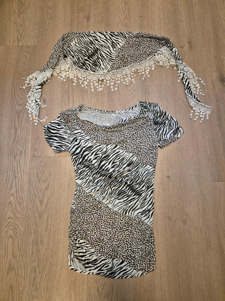 Top met sjaaltje maat S, Kleding | Dames, Tops, Zwart, Ophalen of Verzenden, Zo goed als nieuw, Korte mouw