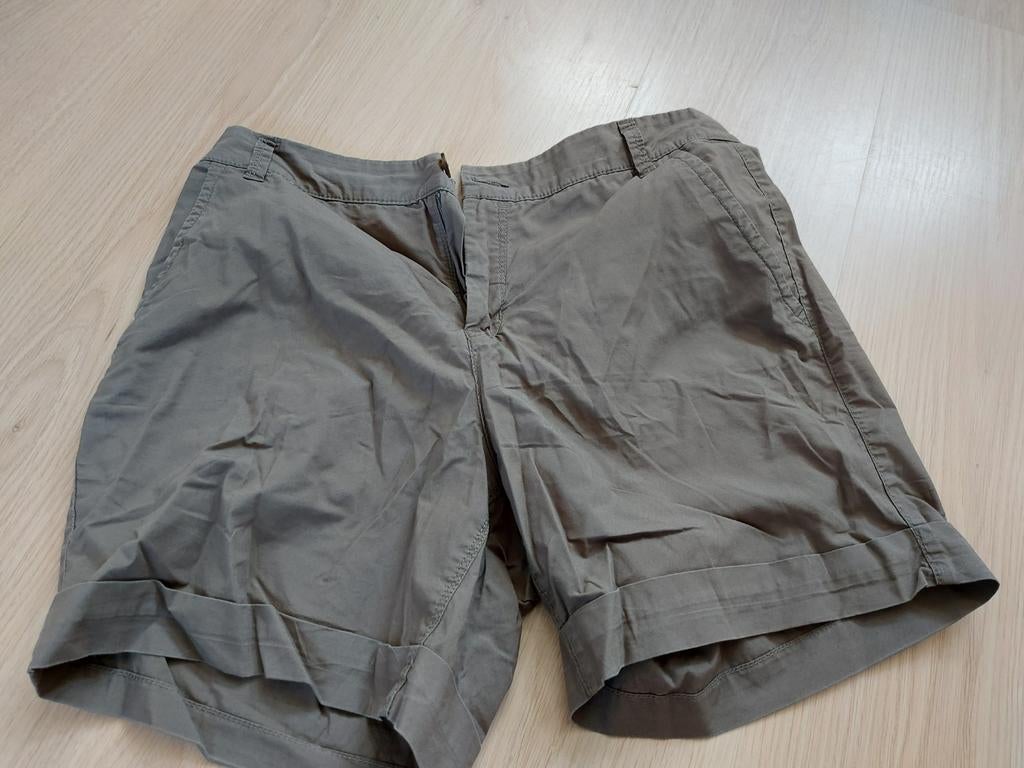 Broek van Yessica. Maat 40, Maat 38/40 (M), Overige kleuren, Kort, Yessica