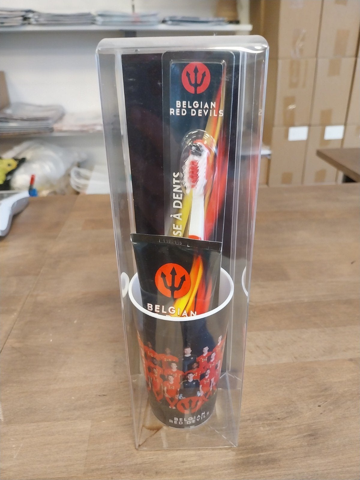 Belgian Red Devils Tandenborstel Set met Beker, Ophalen, Nieuw, Overige typen