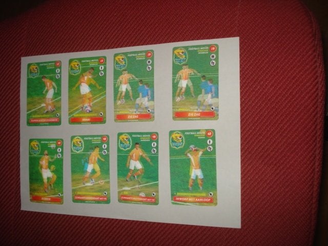 SUPER KICKS 3 D VOETBAL KAARTJES/ PLAATJES (26 STUKS), Ophalen of Verzenden, Zo goed als nieuw, Overige binnenlandse clubs, Poster, Plaatje of Sticker