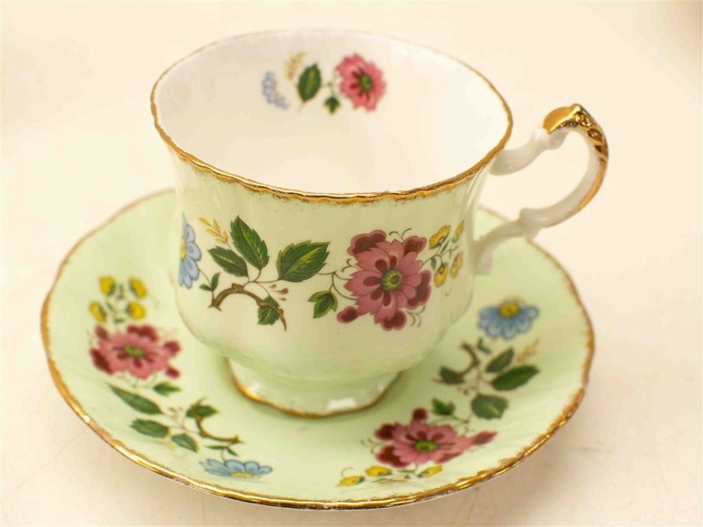 12 Royal Adderley porseleinen kop en schotel 38460, Huis en Inrichting, Keuken | Servies, Gebruikt, Ophalen of Verzenden, Bord(en)