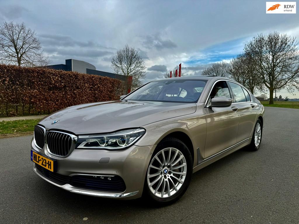 BMW 7-serie 750i xDrive High Executive FULL OPTIONS, Auto's, Automaat, Gebruikt, Leder, Bedrijf