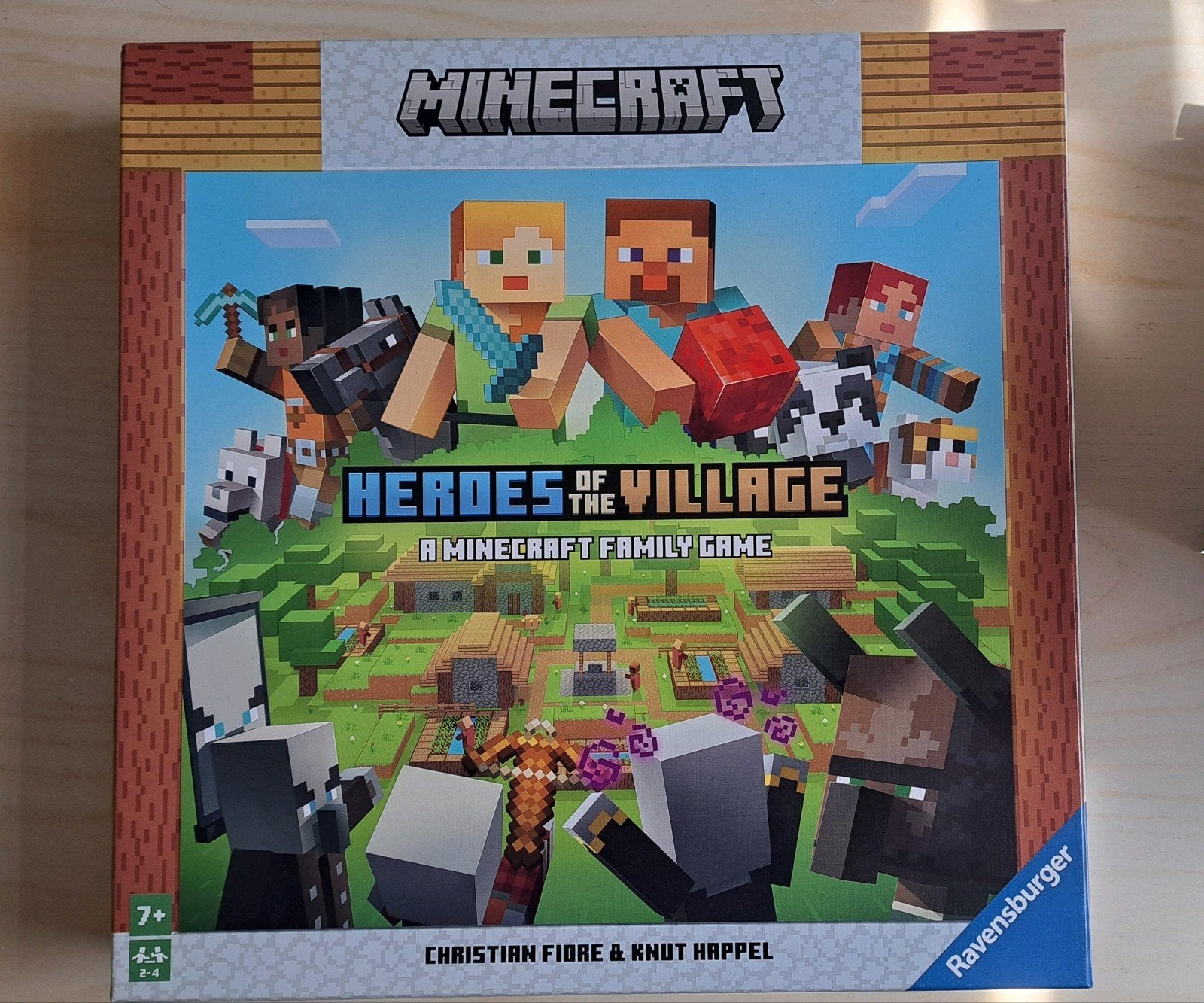 Minecraft Heroes of the Village Bordspel Ravensburger, Een of twee spelers, Ophalen of Verzenden, Zo goed als nieuw, Ravensburger