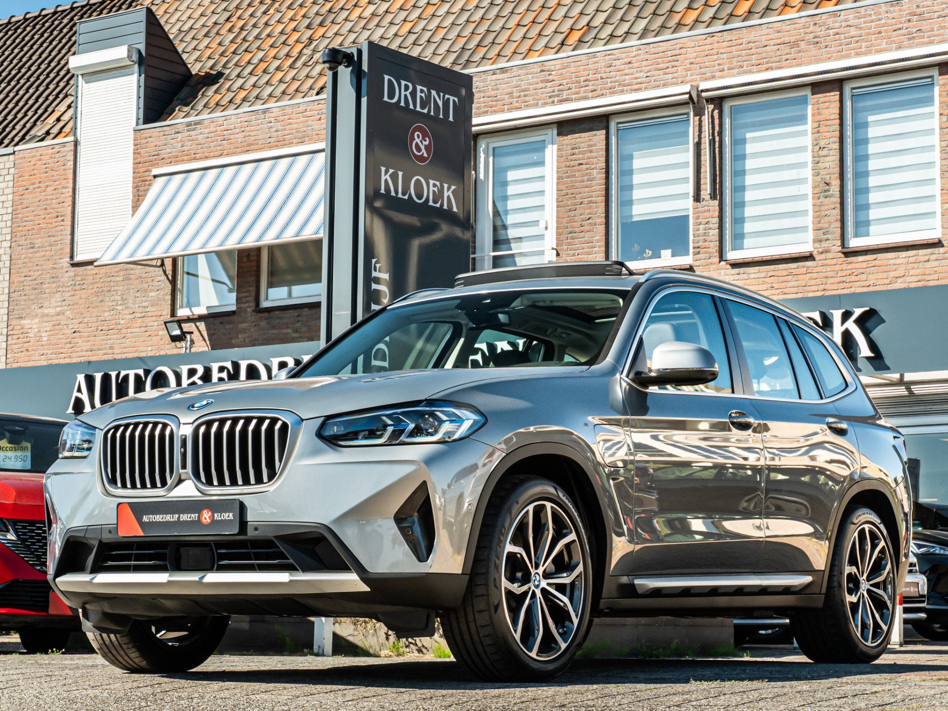 BMW X3 xDrive30e Business Edition Plus PANO HUD 20 INCH 360, Auto's, Automaat, Gebruikt, Euro 6, 2000 kg