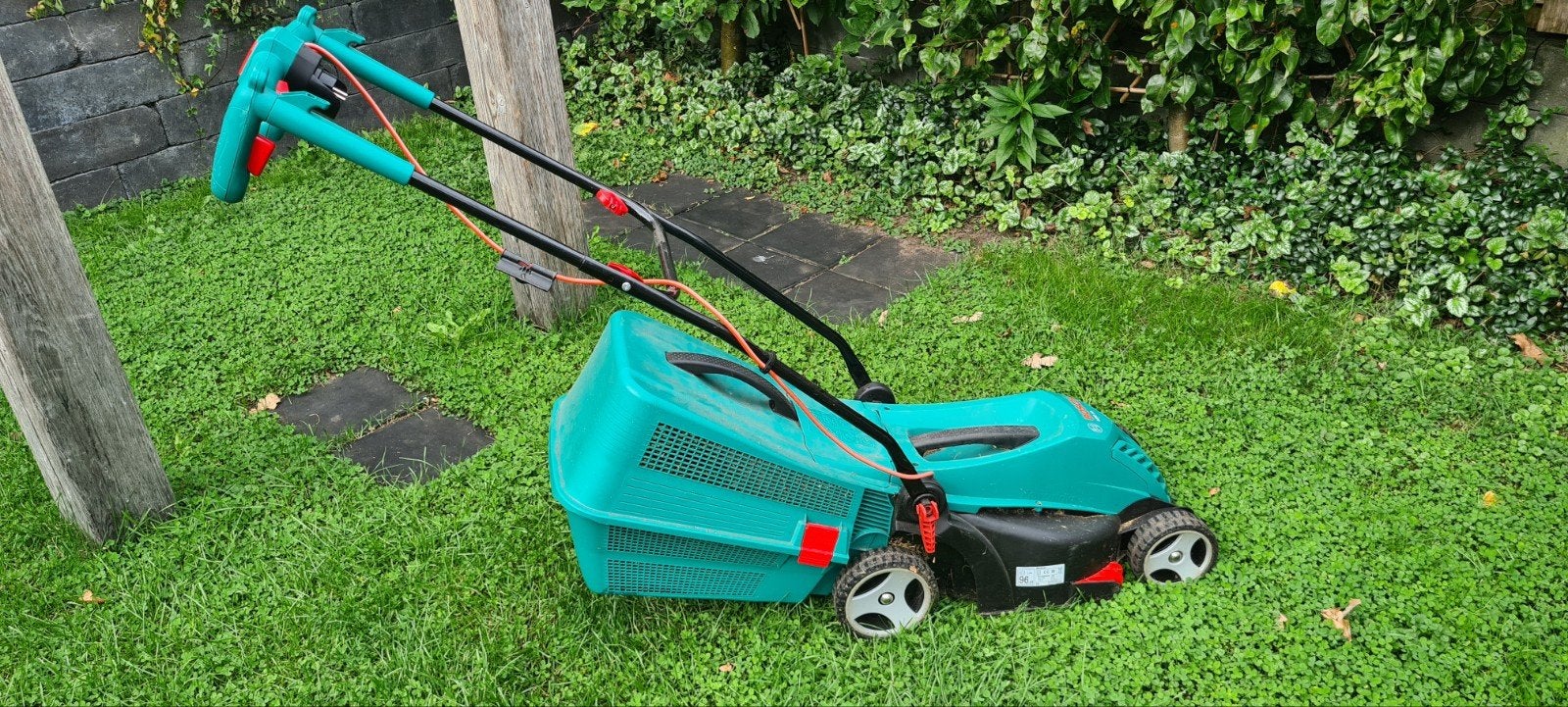 Bosch ARM 34 elektrische grasmaaier - Gebruikt, maar goed, Ophalen, Cirkelmaaier, Gebruikt, Elektrische grasmaaier