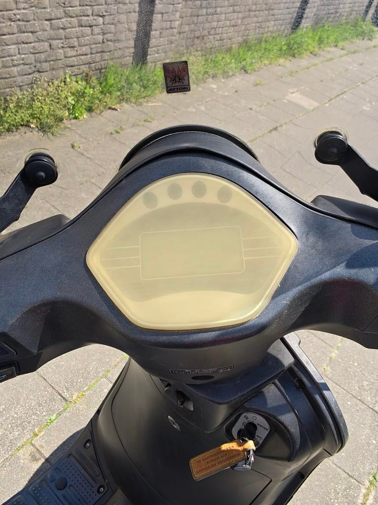 Elektrische stadsscooter te koop, Fietsen en Brommers, Scooters | Piaggio, Ophalen, Gebruikt, Elektrisch, Overige modellen