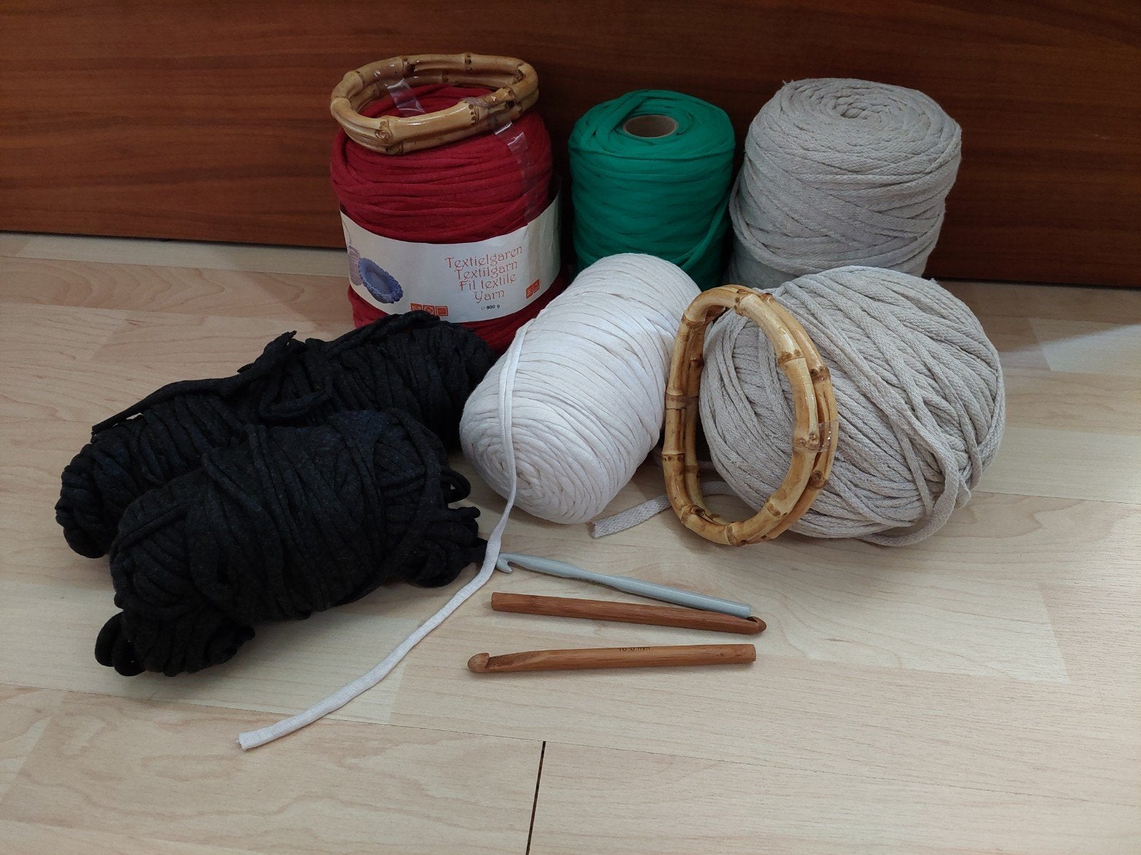 Diverse T-shirt garen/ textielgaren, ruim 5,5 kg/900 mtr, Ophalen of Verzenden, Nieuw, Breien of Haken, Wol of Garen